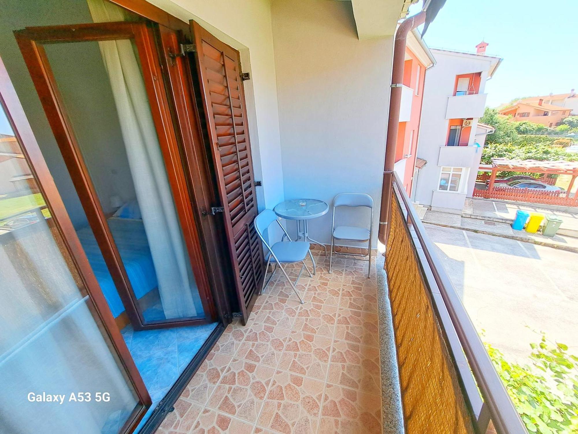 Appartement Aparments Orange&Blue à Fažana Extérieur photo